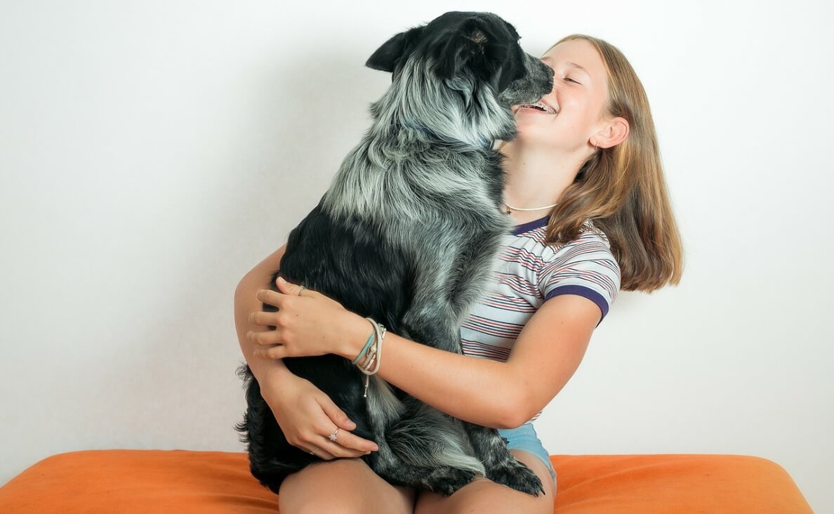 5 LOVE LANGUAGES - girl and australian shepherd