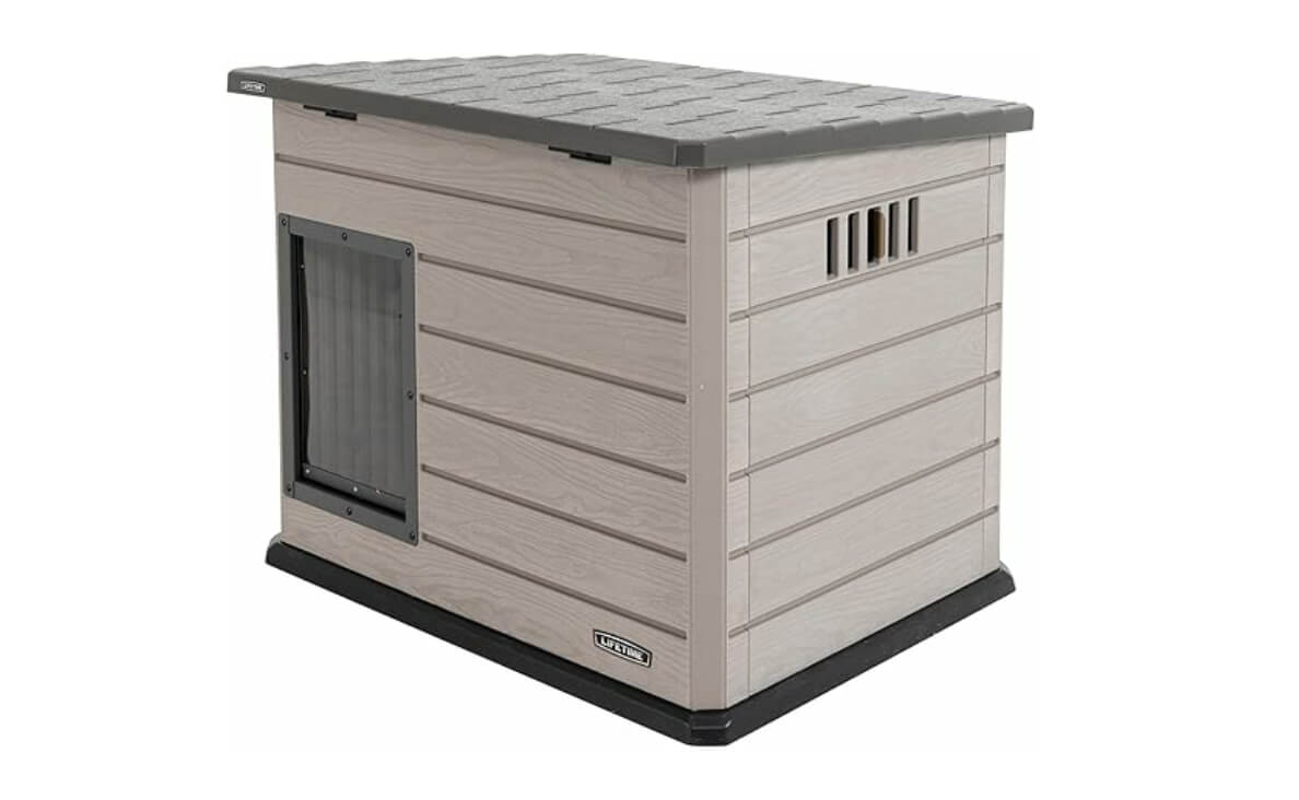 Outdoor Dog Houses - Lifetime Deluxe Outdoor Dog Kennel